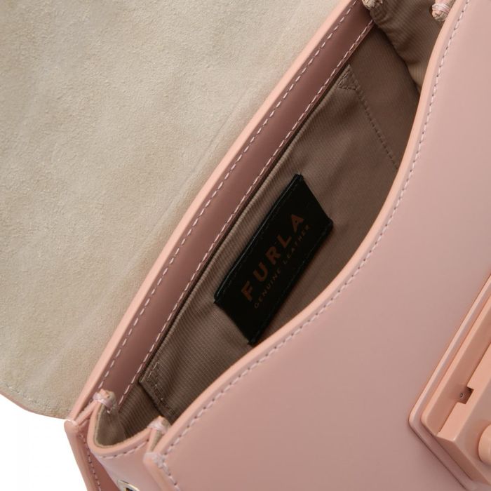 Сумка бренда FURLA