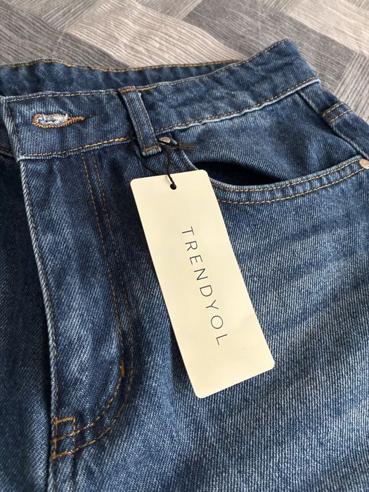 Дънки с висока талия