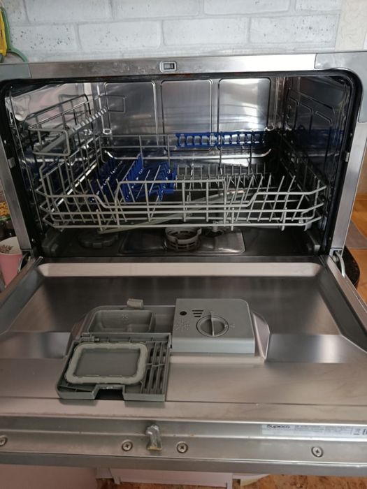 Посудомоечная машинка