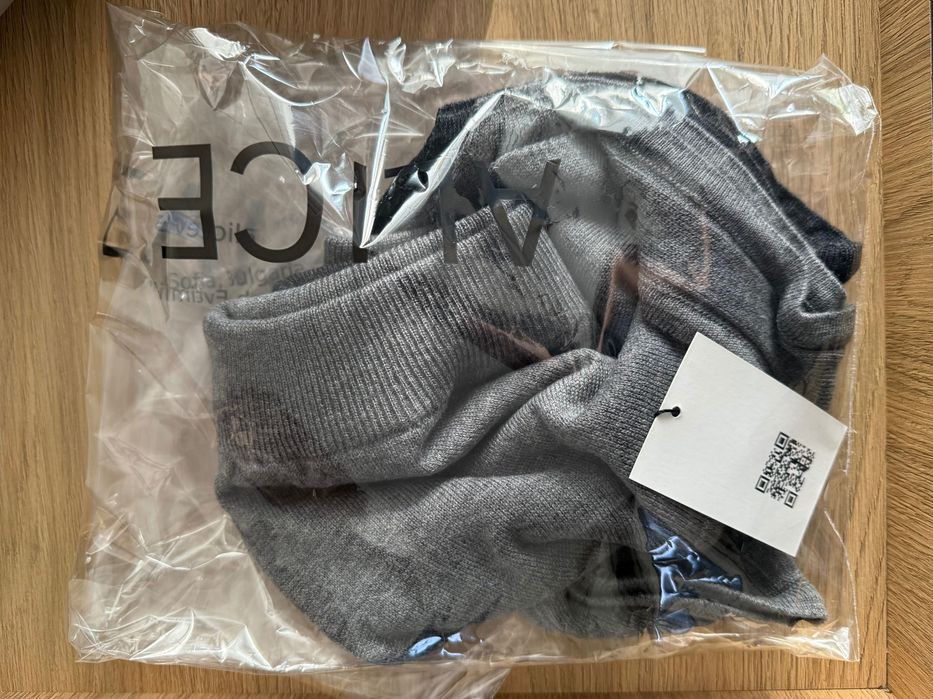 Чисто нови топа Alice Evis