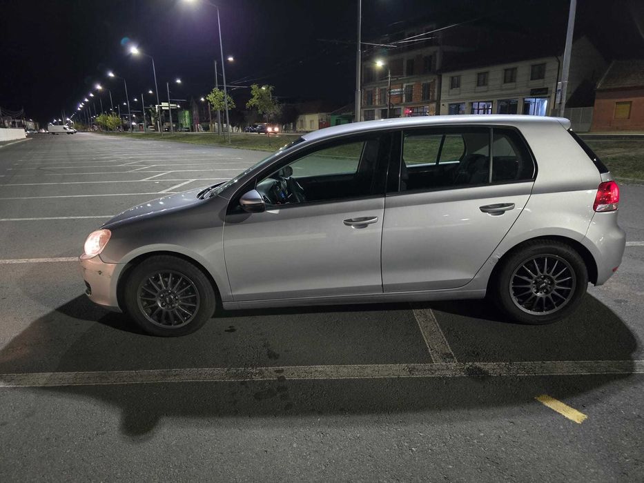 Volkswagen Golf 6 1.6 TDI - 239250km