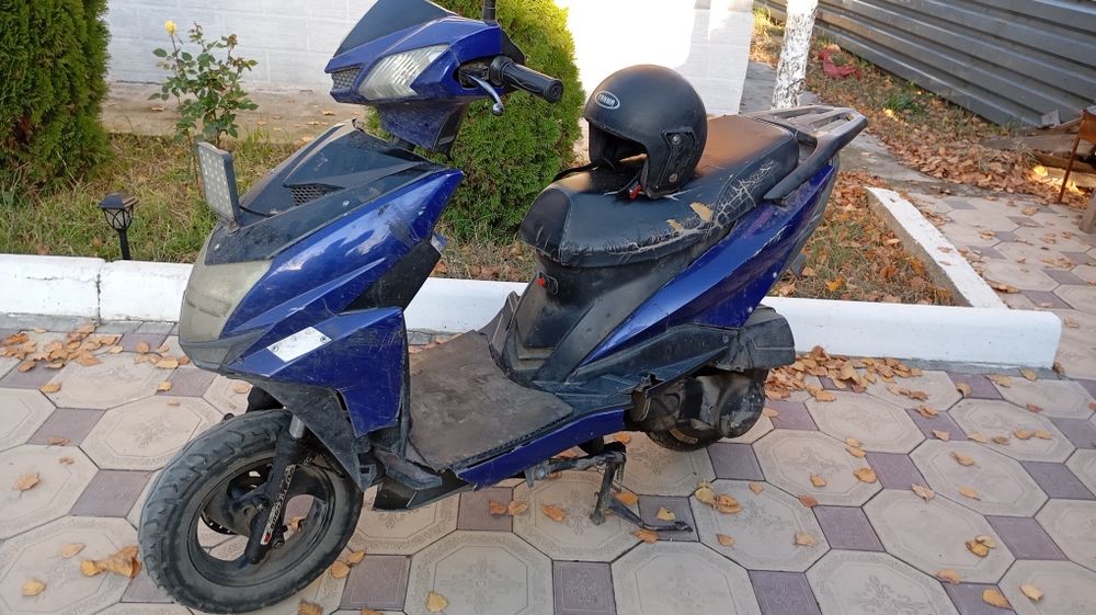 Продам Скутер м8 125 куб