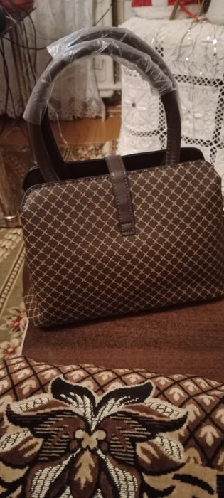 Продам сумку новая
