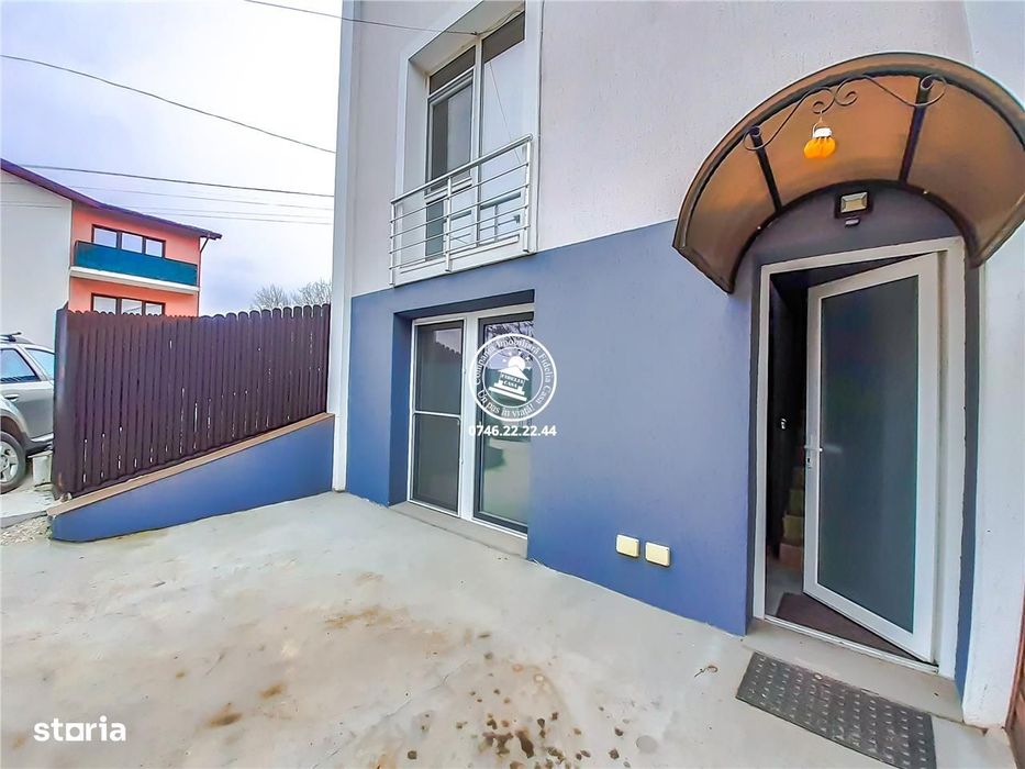 Vila  de vanzare  Rediu,