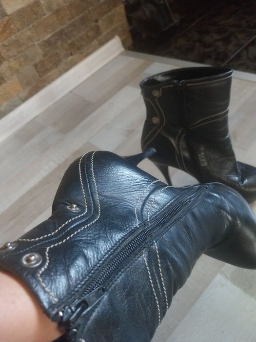 Дамски обувки  с висок ток