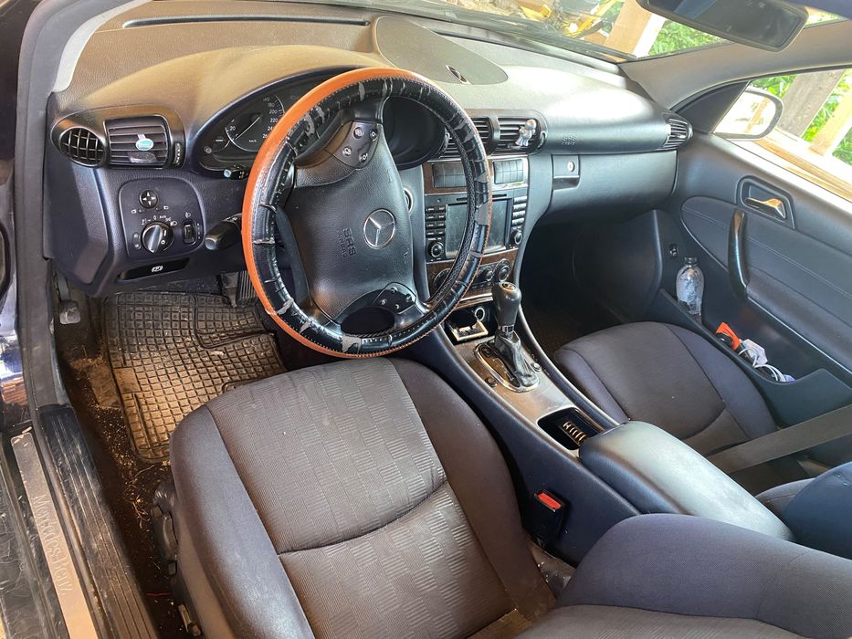 Mercedes c class 220