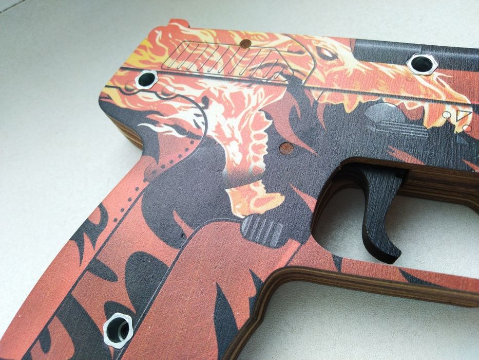 Игрушка/резинкострел из CS:GO (версия 1.6 Вой)