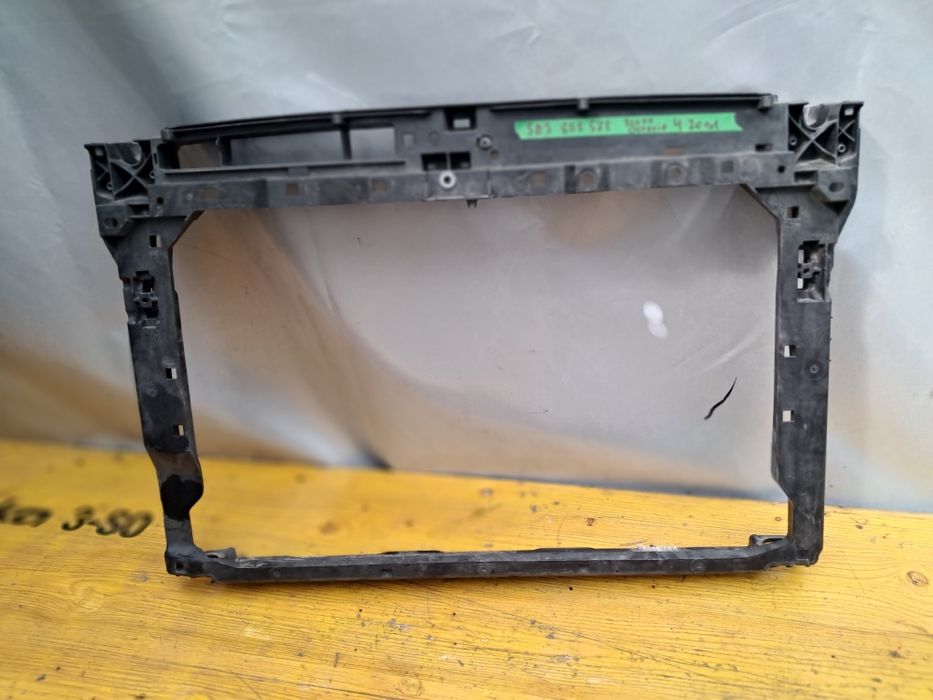 Очиларка основа радиатор Scoda Octavia 4