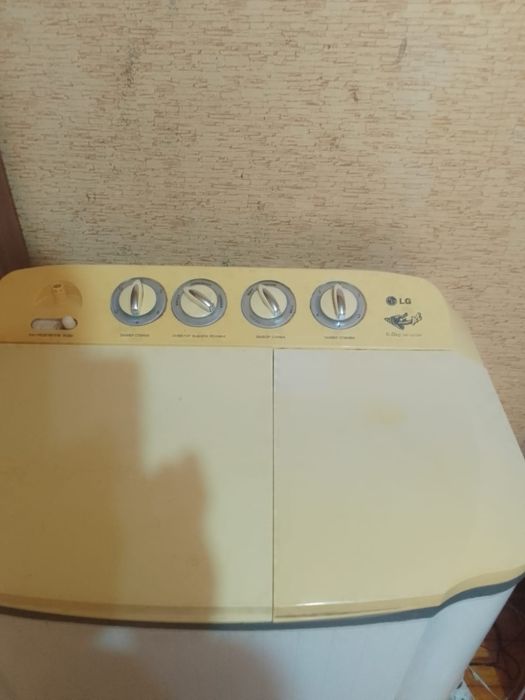 Продам стиральную машину