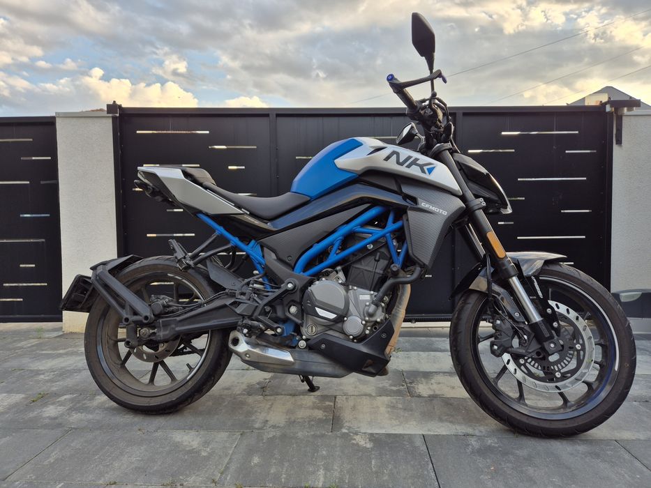 CF Moto 300nk 2023