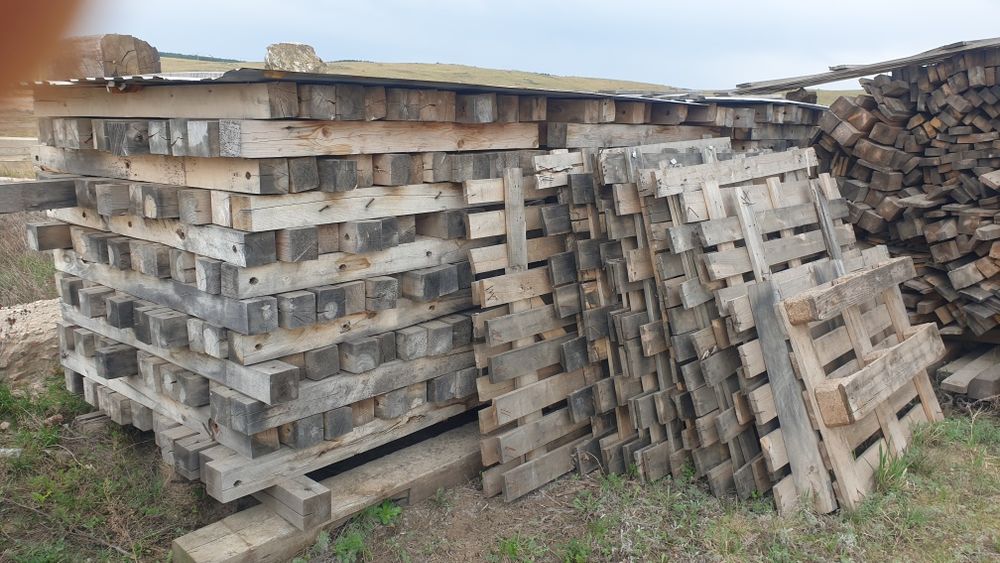 Брус строительный