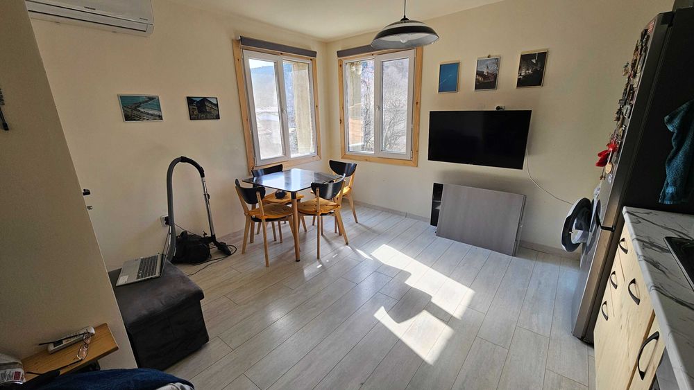 Продава се Къща в София, 7-ми 11-ти километър - 55 кв.м за 1716 €/кв.м - Снимка #2