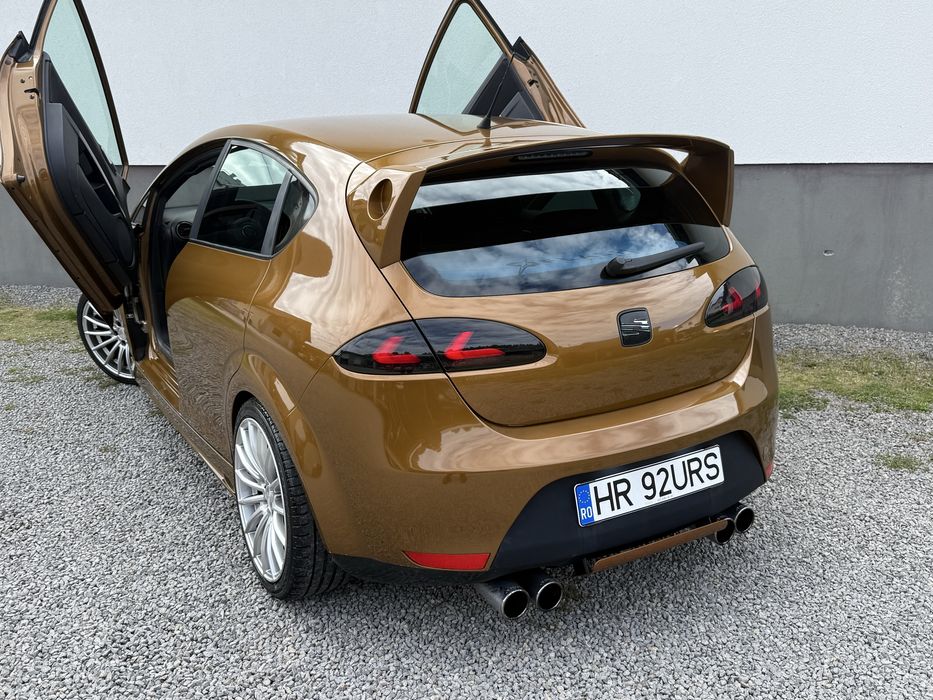 Seat Leon 1P 2.0d Lambo Doors Unicat