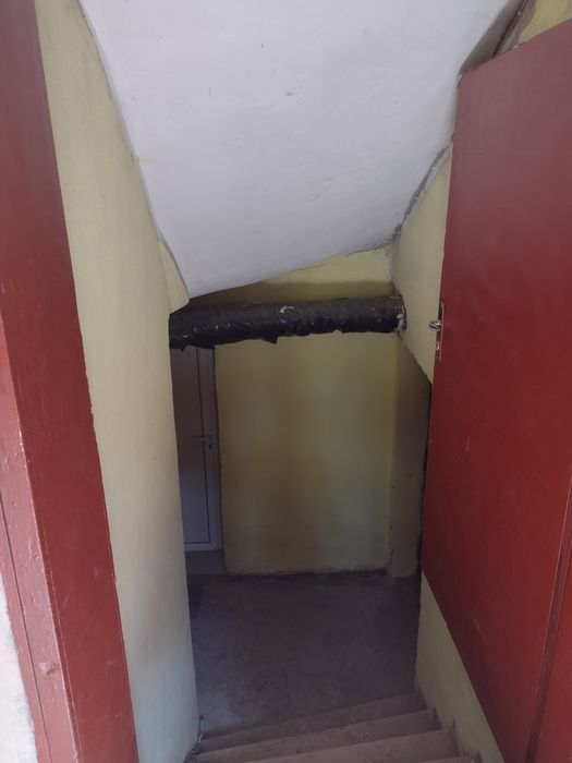 Дава се под наем  в Враца, Център - 15 кв.м за 129.54 € - Снимка #1