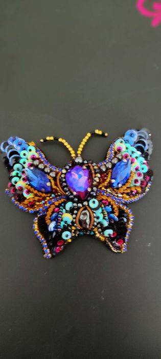 Брошь букет цветов.