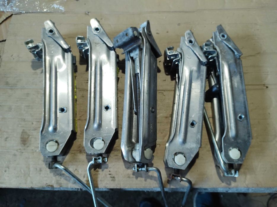 Авто Крик Авариен Крик Audi A3 Volkswagen Golf