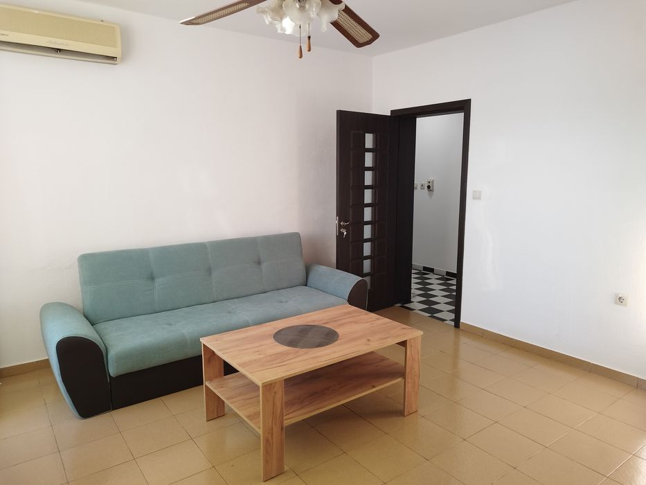 Продава се Тристаен апартамент в Пловдив, Изгрев - 80 кв.м за 1050 €/кв.м - Снимка #1