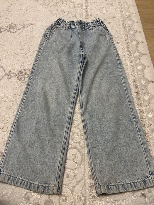 Дънки  на марка Guess