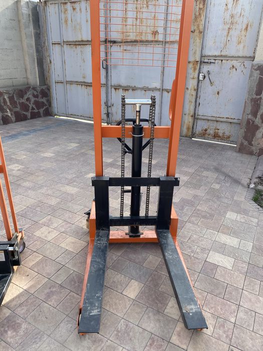 продается штаблер в новом состояний