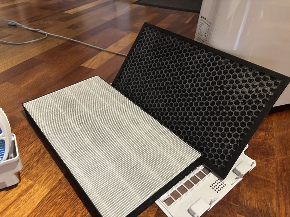 Purificator de aer cu umidificator Sharp UA-HD50E-L