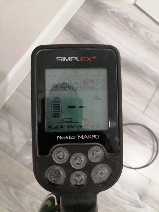 Металлоискатель продам