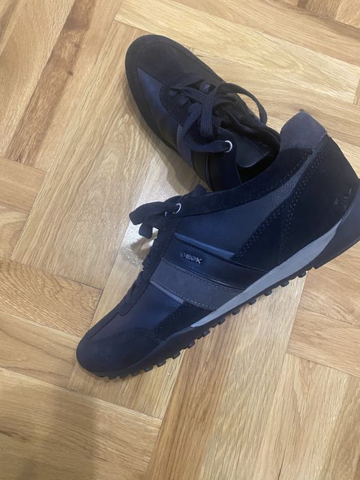 Pantofi Geox noi