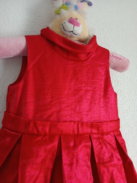 Разкошна рокля 18м