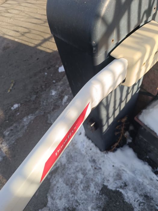 Стрела шлагбаума Doorhan б/у продам