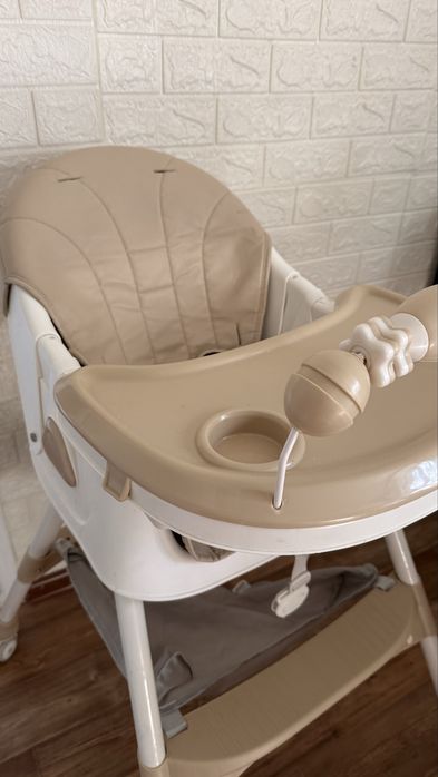 Детский столик для кормления