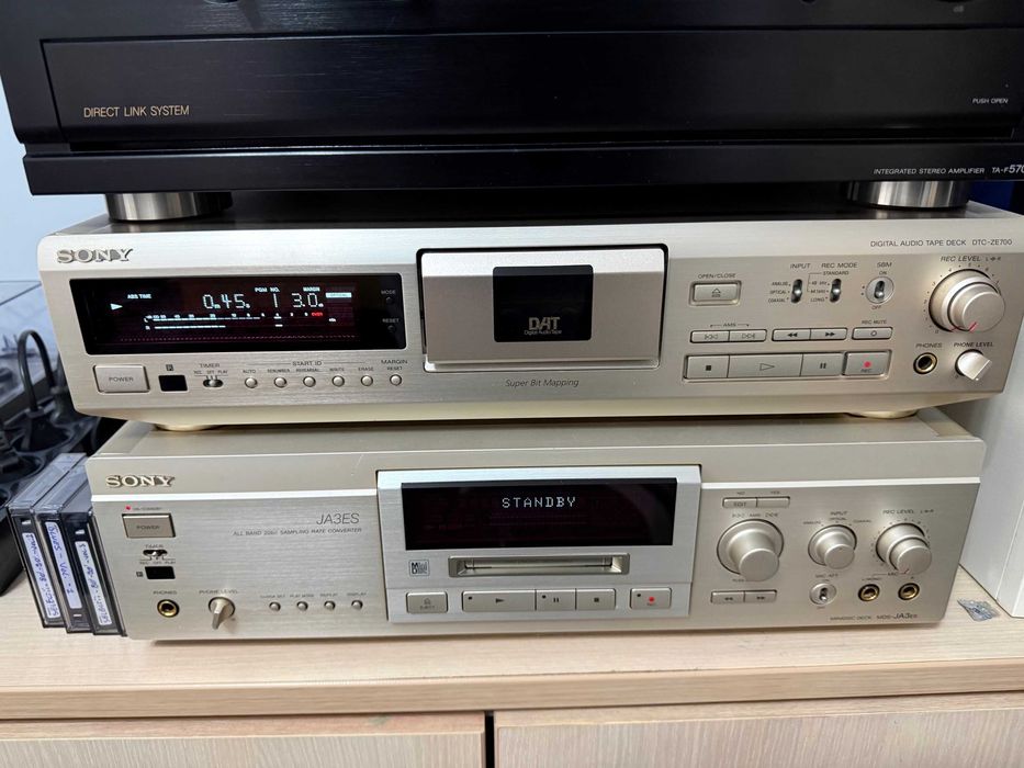 Sony DTC-ZE 700-Stare Impecabila