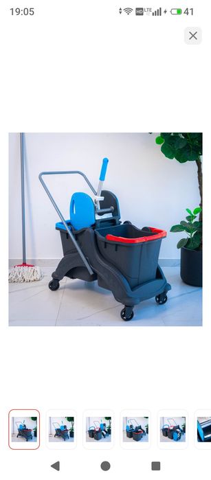 Тележка с ведрами