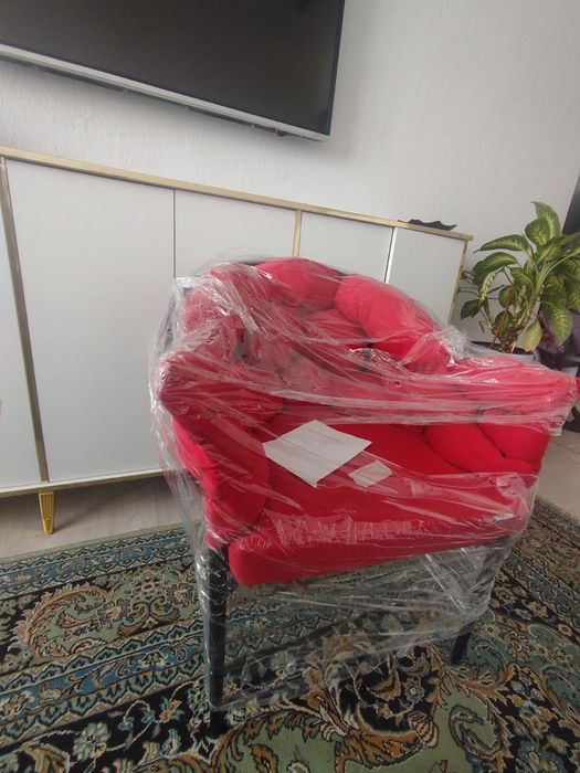 Кресло Aiko Fluffy красного цвета