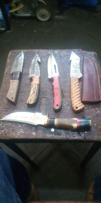 Cutite pentru vânătoare si pescuit.