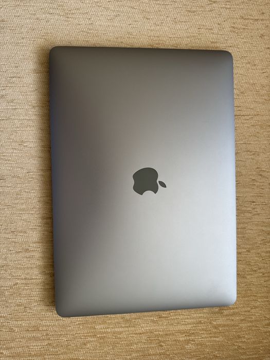 Macbook Pro 13” 2020 i7 16GB 512 SSD - Sibiu