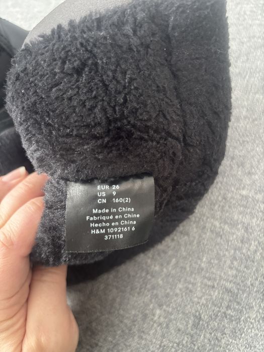 Cizme foarte imblanite H&M 26