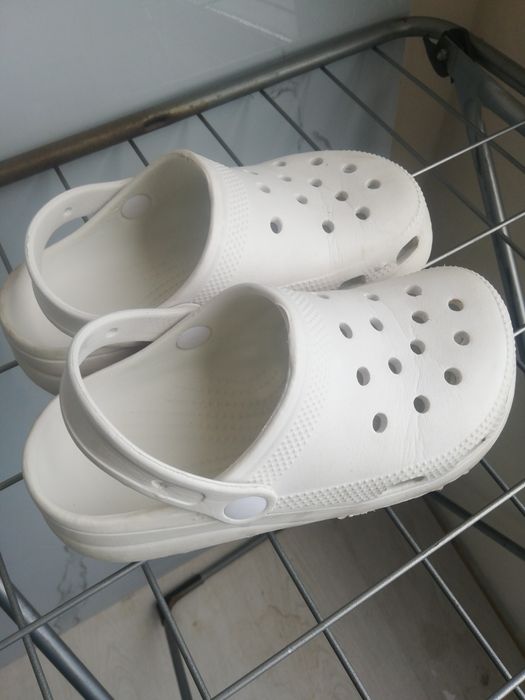 Продаются разные жен обувь, от 2000т