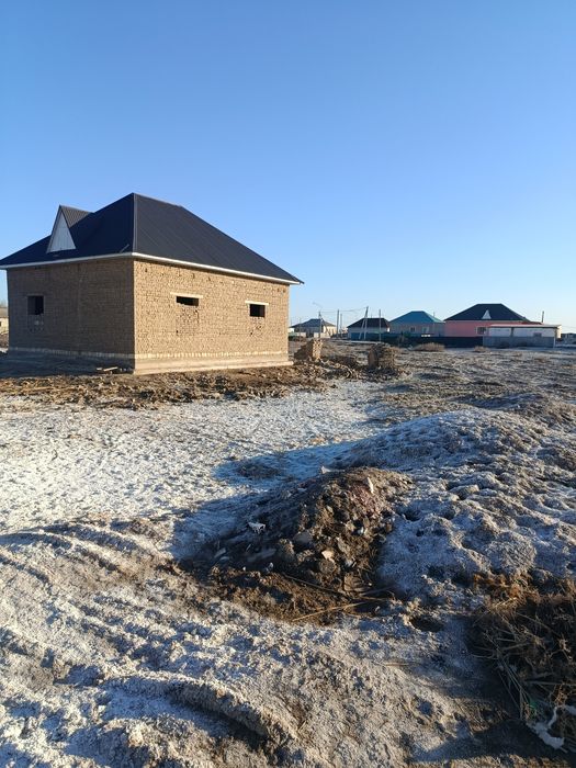 Үй сатылады  Қарауылтөбе ауылында