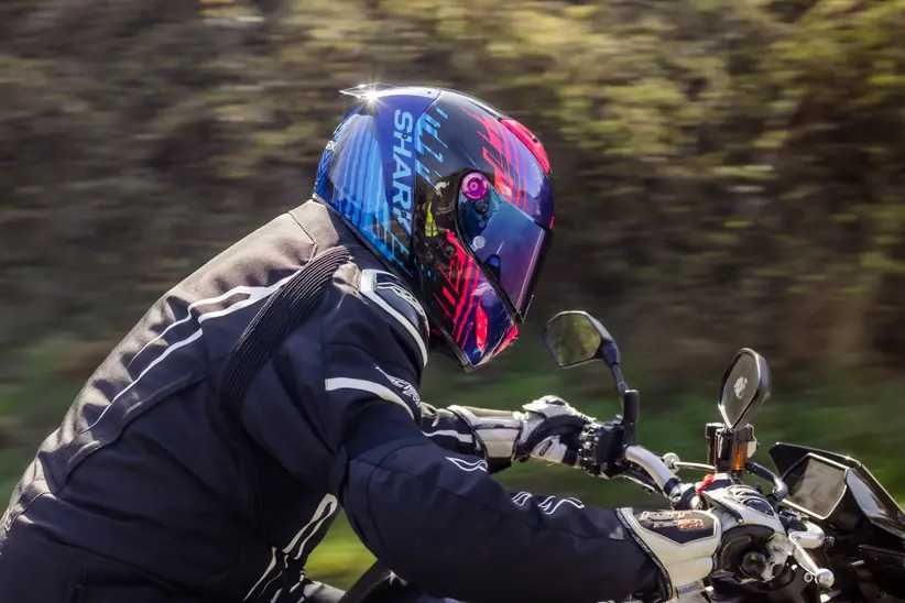 Топ цена Мото Каска за мотор SHARK AERON FULL CARBON Purple/Blue