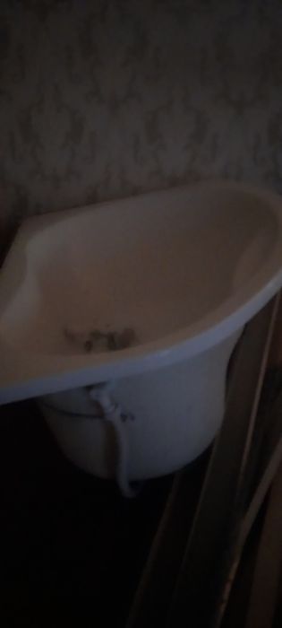 Продам срочно раковину с шкафом