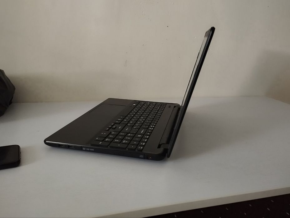 Noutbuk  Acer 256gb