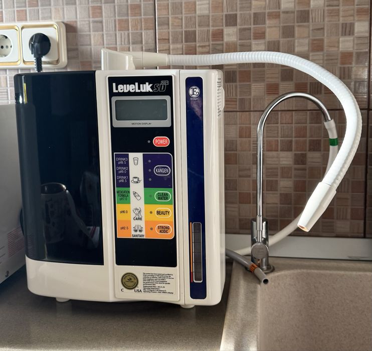 Aparat de filtrare și electroliză, Kangen LeveLuk SD501