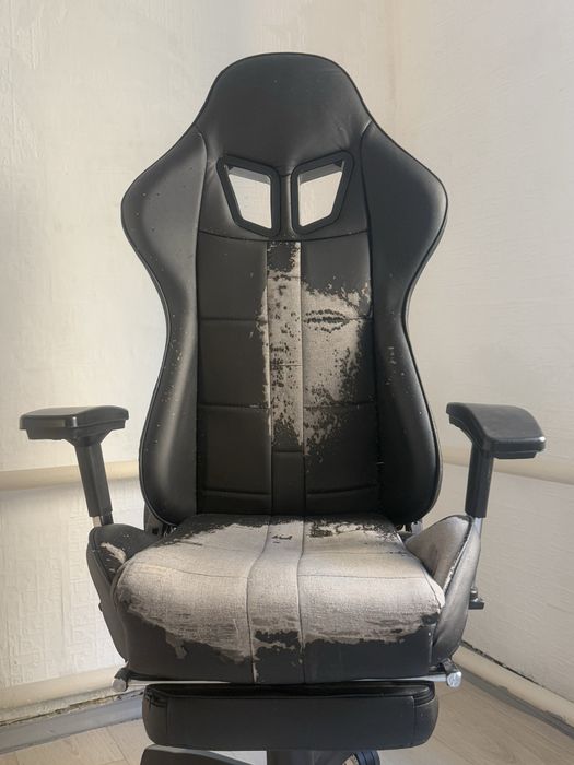 Продам кресло игровое