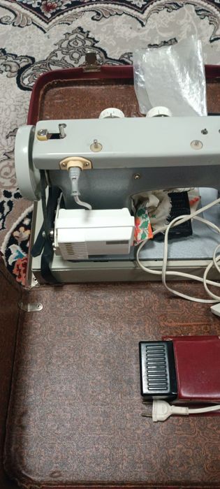 Тикув машинаси сотилади