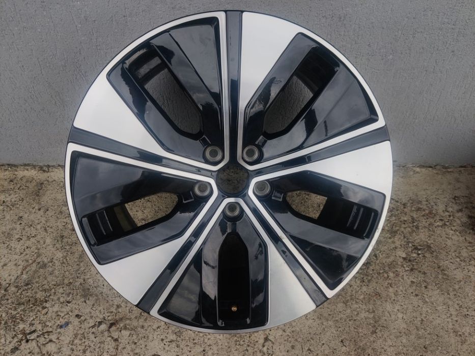 Janta 5 spite 19" POLESTAR 2 Volvo XC90 XC60 XC40 C40 S60 V60 S90 V90 32327781