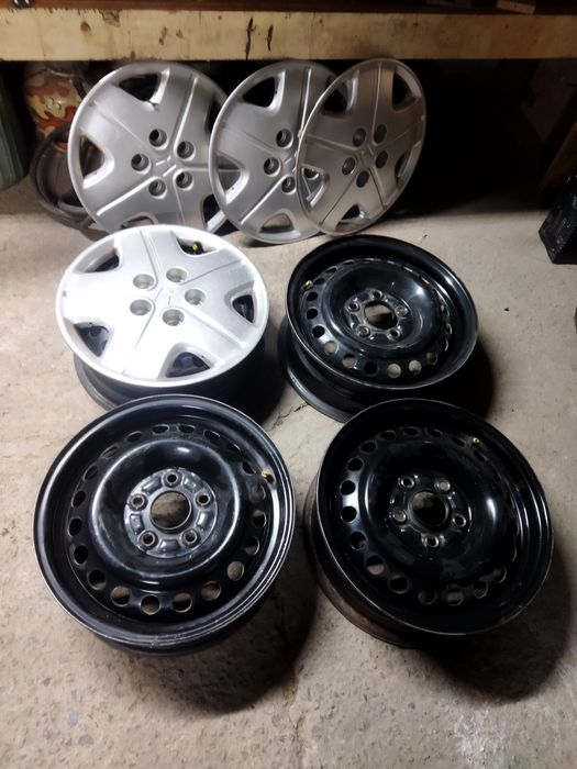 Продам штамповки r15