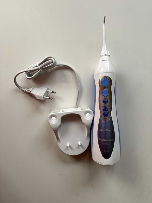 Орален душ Panasonic DentaCare ЕW1211