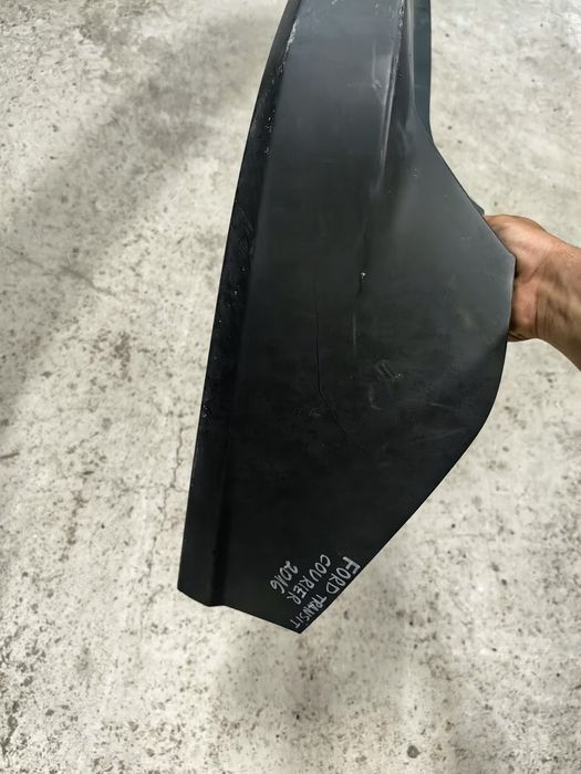 Задна броня Ford Transit Courier 2016/ Форд Транзит Куриер 2016г