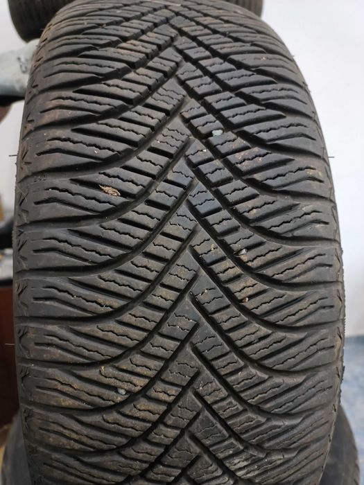 Зимни гуми 215/45/18