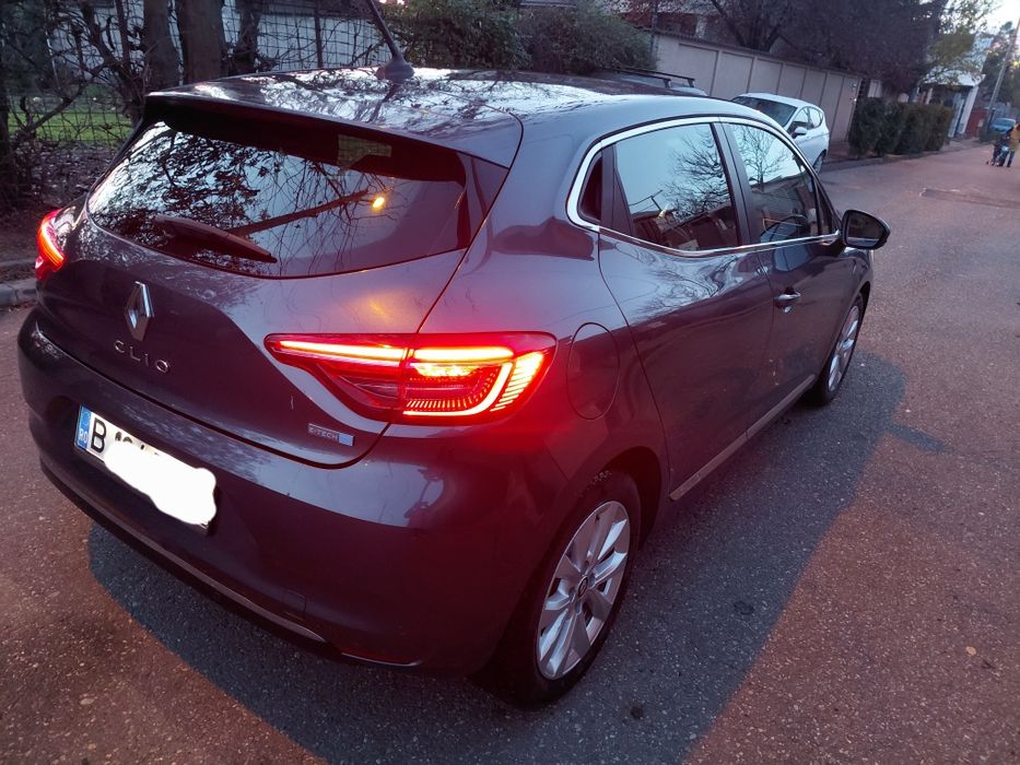 Renault Clio E-TECH hybrid, an 2021,Full Option.