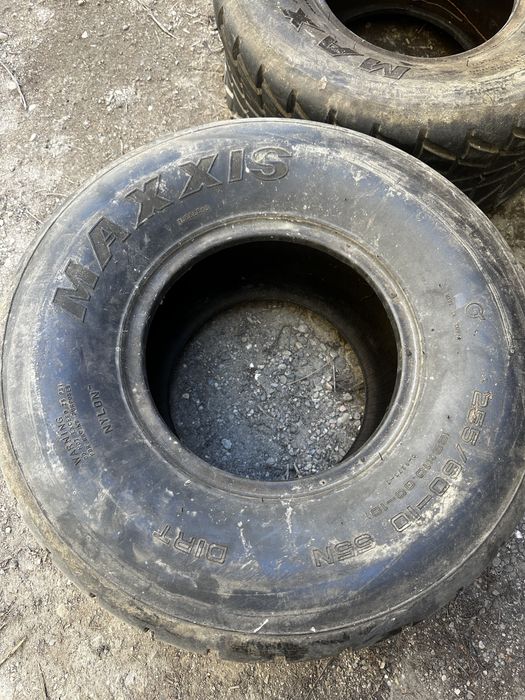 Cauciucuri ATV Maxxis + Uniroyal aproape noi / Schimb motor ATV 200cc+